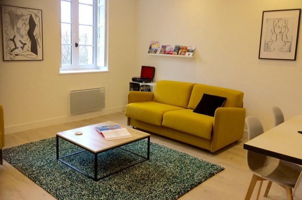 Carnot Chic Apartment *